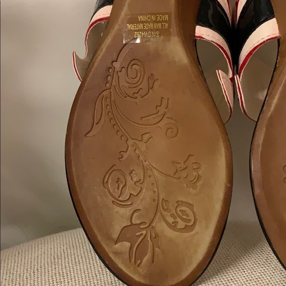 Black Flame Sandals - Picture 7 of 9